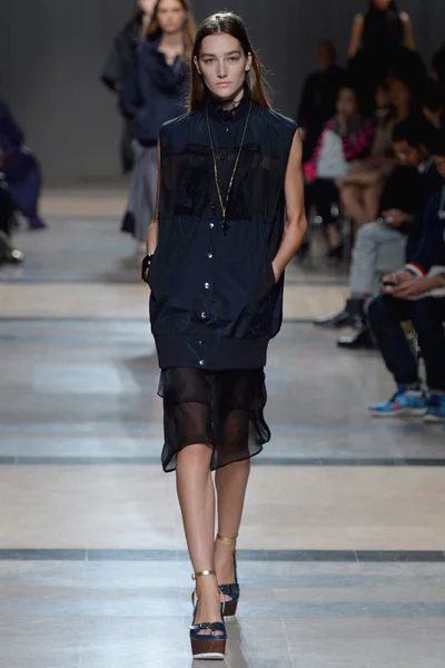 Look 30